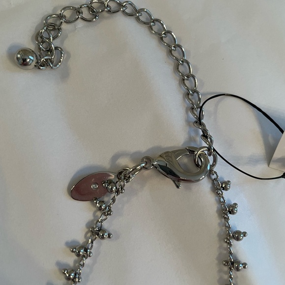 Chico’s Jenson 2 layer necklace with bars, all in bauble silver tones NWT - Picture 6 of 9